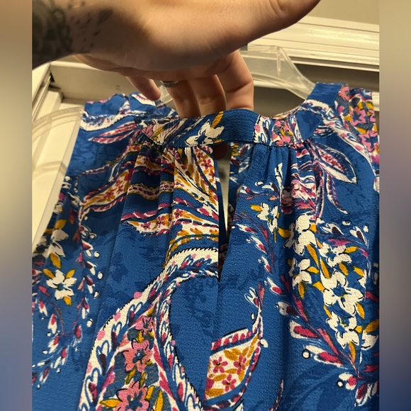 Gorgeous maxi pattern dress - Picture 2 of 4